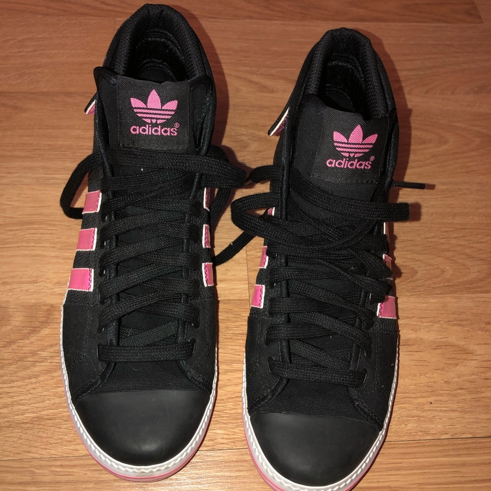 Adidas midtop black with pink stripes shell tops